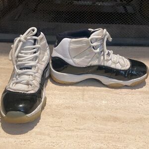 Authentic OG Nike Air Jordan 11